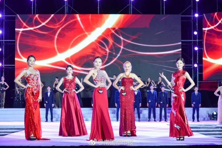 十七届91视频网址全（国际）模特大赛总决赛收官(南国都市报)